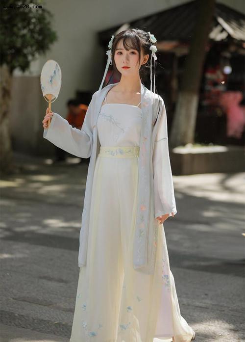 儿童古装汉服公主裙子颜色,中国古装汉服裙子颜色